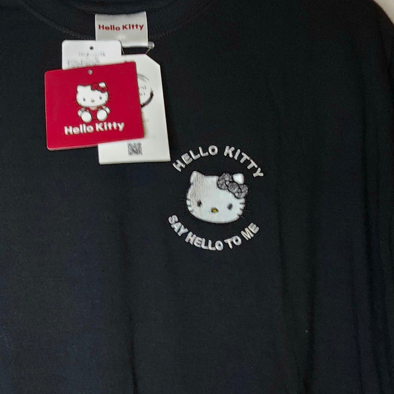 Cute shirt - Hello Kitty tufted design black and white– Pac West Kimono
