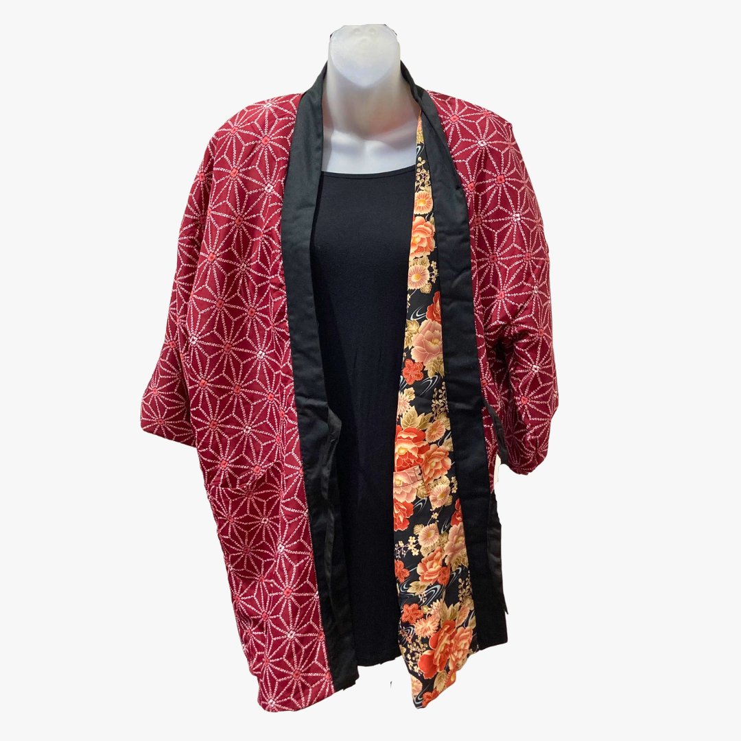 Traditional Japanese reversible Hanten coat - Maroon geometrical pattern  and floral print