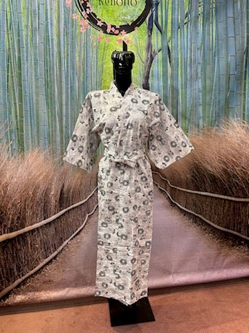 Womens Onsen Lined Yukata - Black and White Medium Pac West Kimono Womens Onsen Lined Yukata - Black and White Medium Pac West Kimono
